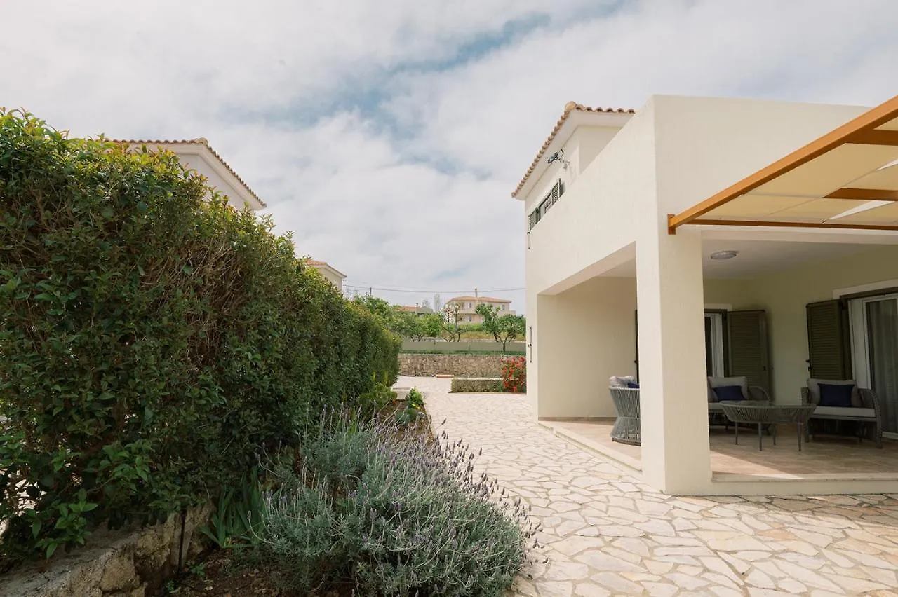 Vasilopoulos Residences - Villa Anthia With Jacuzzi & Shared Pool Argostoli